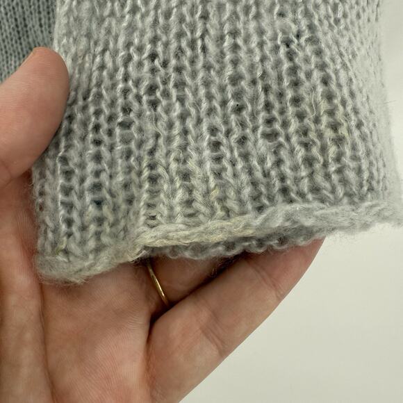 Wooden Ships Moon Stars Sweater VNeck Witchy Whimsigoth Goth Pullover Small/Med - Picture 11 of 11